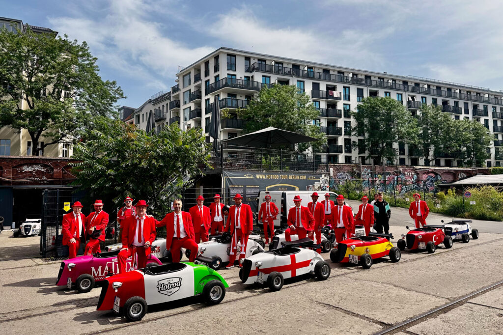 Outdoor Betriebsausflug in Berlin: Die Hotrod Tour für Firmenvents bis 50 Personen